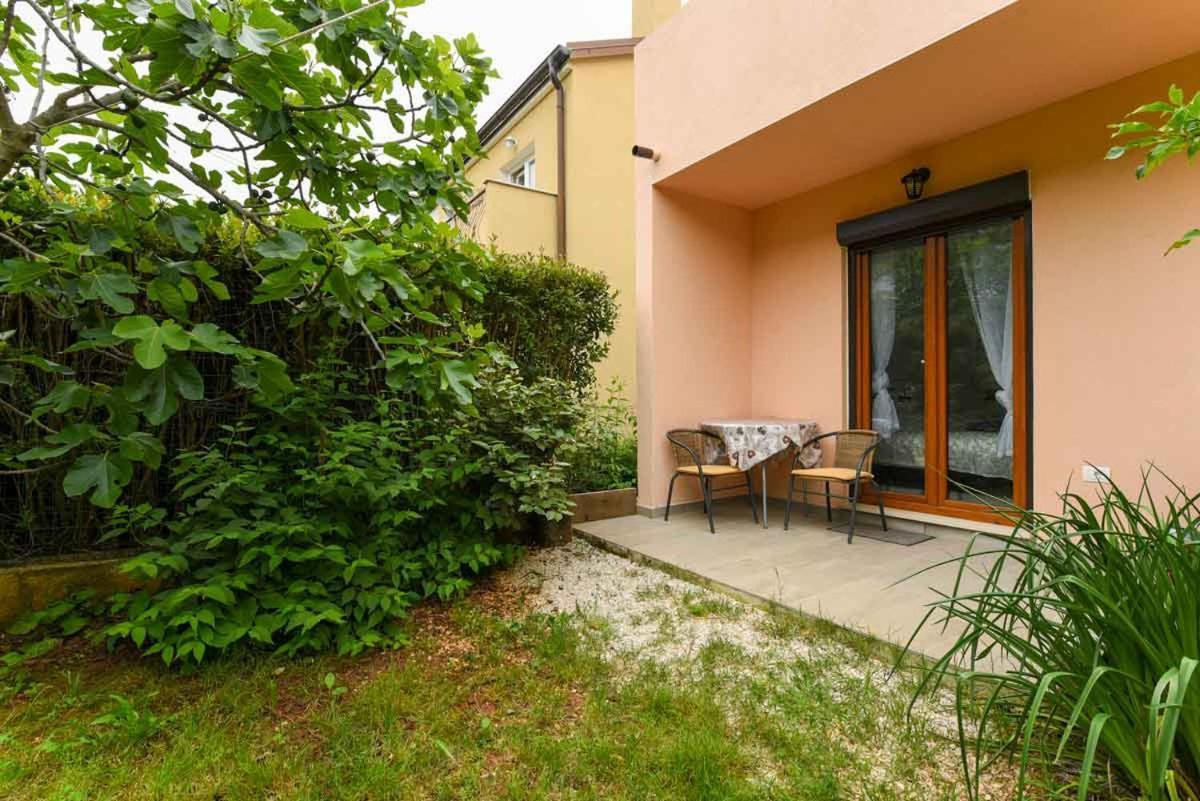 Apartments Ina&Ika Rovinj Bagian luar foto