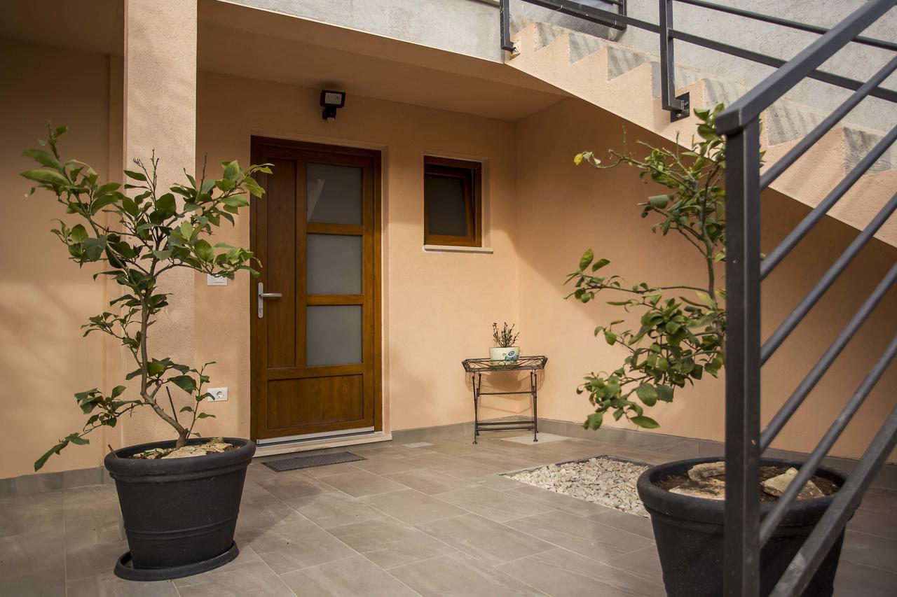 Apartments Ina&Ika Rovinj Bagian luar foto